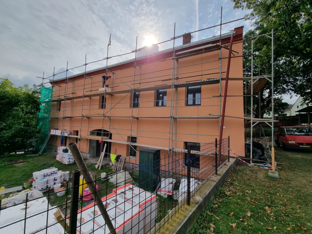 Obecní úřad Lipno – zateplení a rekonstrukce interiéru
